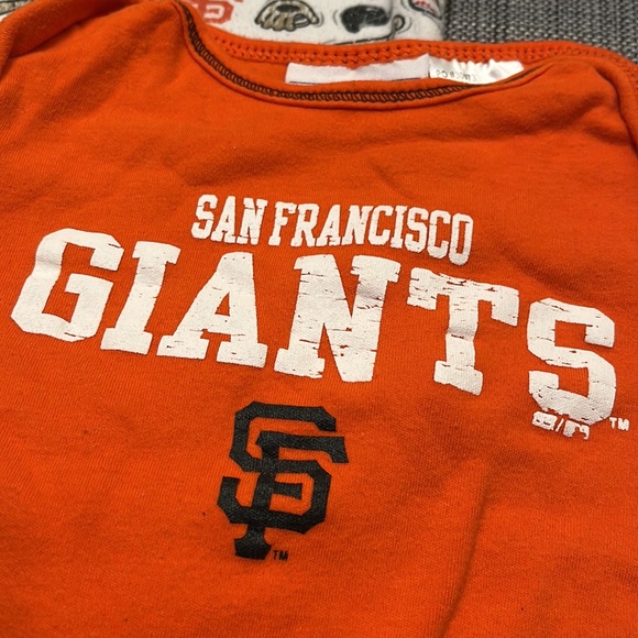 Team Athletics San Francisco Giants Onesies - Picture 2 of 4